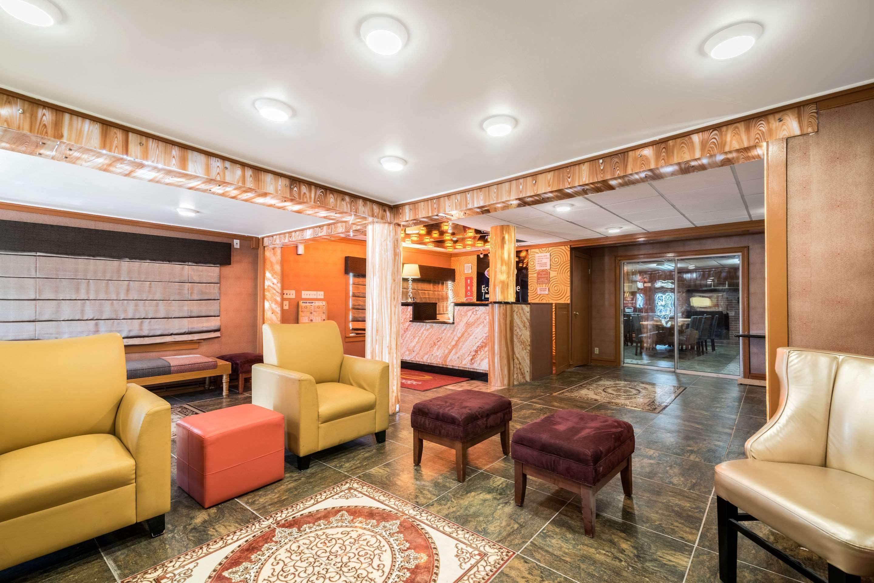 Econo Lodge Rutland City Near Hwy 7 Bagian luar foto